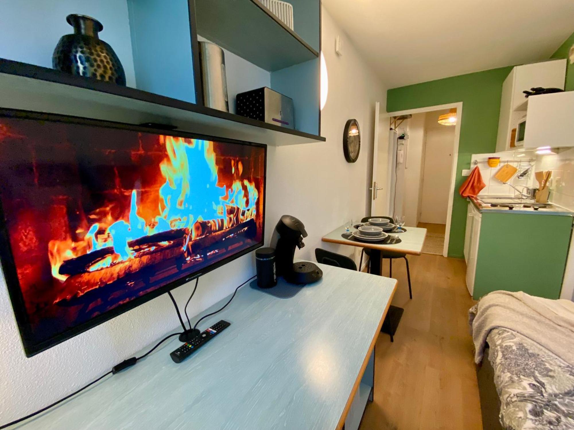 L'Hermes - Wifi - Parking - Netflix Villeurbanne Exterior foto